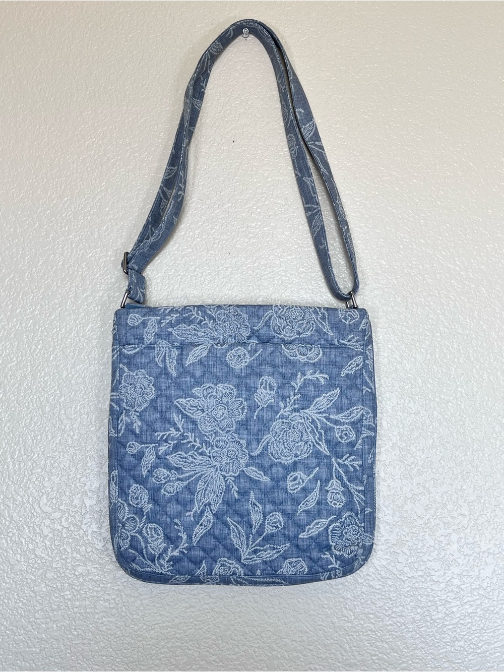 Vera Bradley retired Triple Zip Hipster bag, NWT